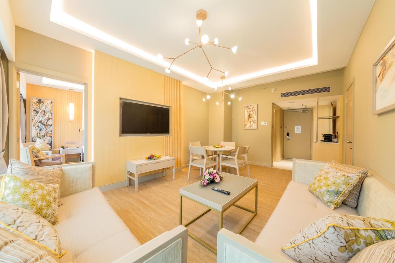 Glenmarie Hotel And Golf Resort Shah Alam Dış mekan fotoğraf A typical suite at the hotel